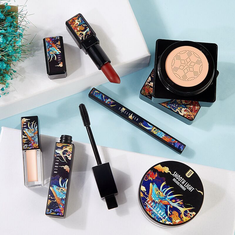 Student Beginner Makeup Set – 7-Piece Cosmetic Beauty Kit 💄