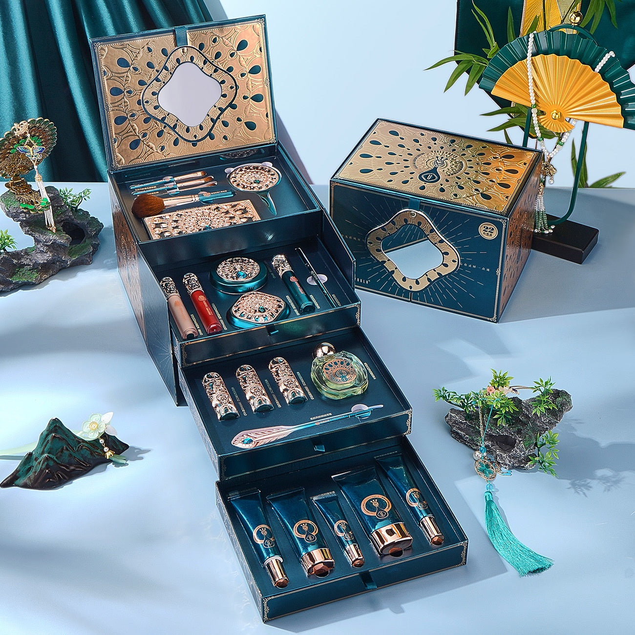 Yan Fengyun 22-Piece Oriental Makeup Set – Complete Beauty Gift Box 💄