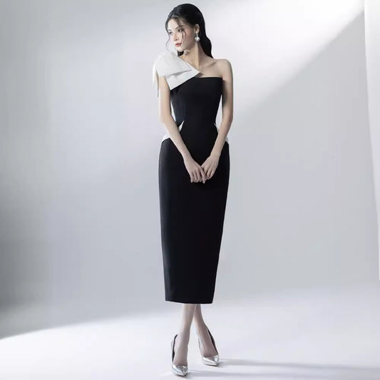 One-Shoulder Three-Dimensional Bow Contrast Color Slimming Dress