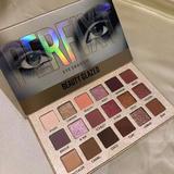 18 Color Eyeshadow Lipstick Makeup Set – All-in-One Full Face Beauty Kit 💄✨