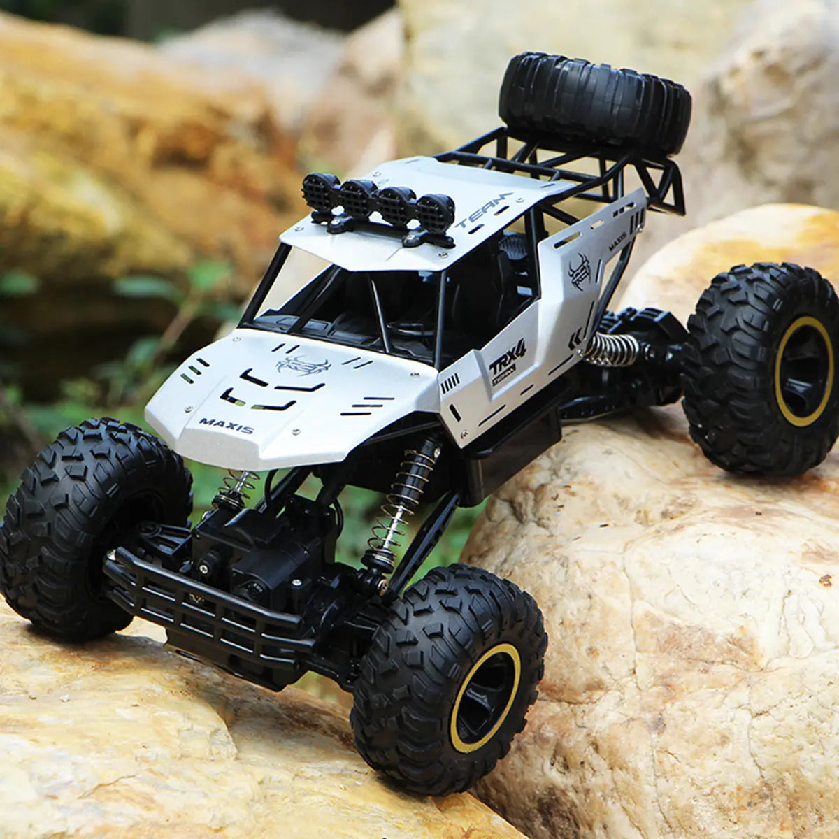 Remote control car G8Central.com