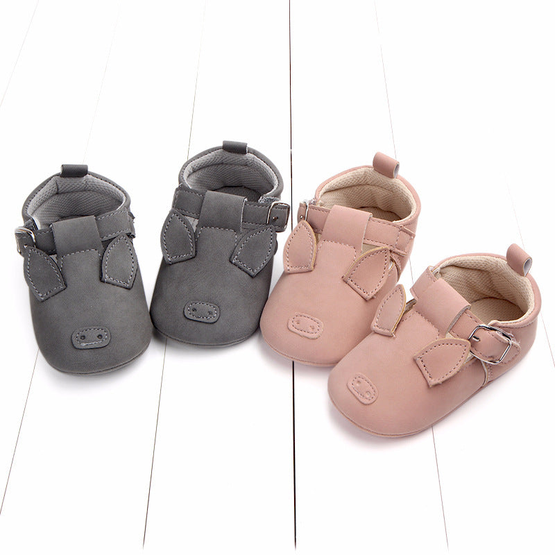 Cartoon animal baby shoes in matte leather for spring and autumn, featuring a non-slip soft bottom.