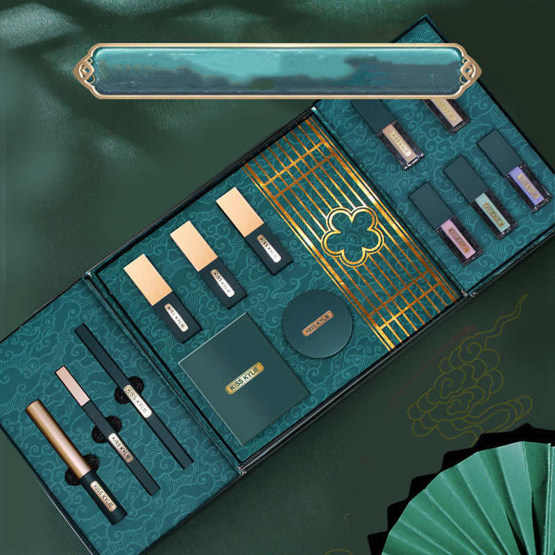 Carved National Style Makeup Gift Box – Concealer & Lipstick Beauty Set 💄