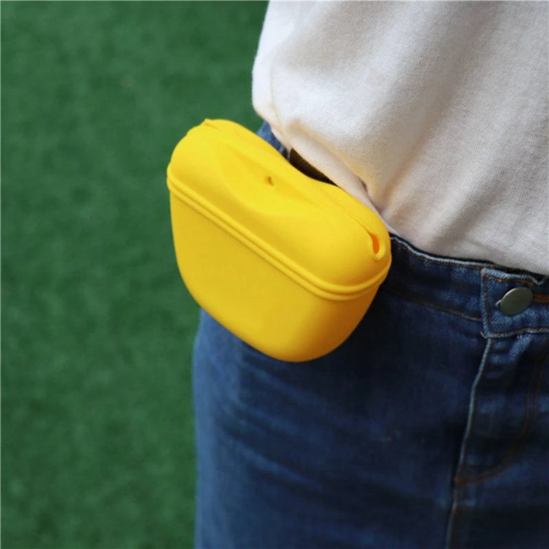 🎒🐾 Portable Dog Training Treat Waist Bag – Outdoor Reward Pouch