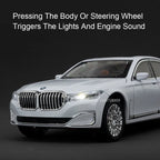 1:24 Miniature M4 / 760Li Alloy Diecast Toy Car with Sound, Light, Open Doors & Pull Back Action