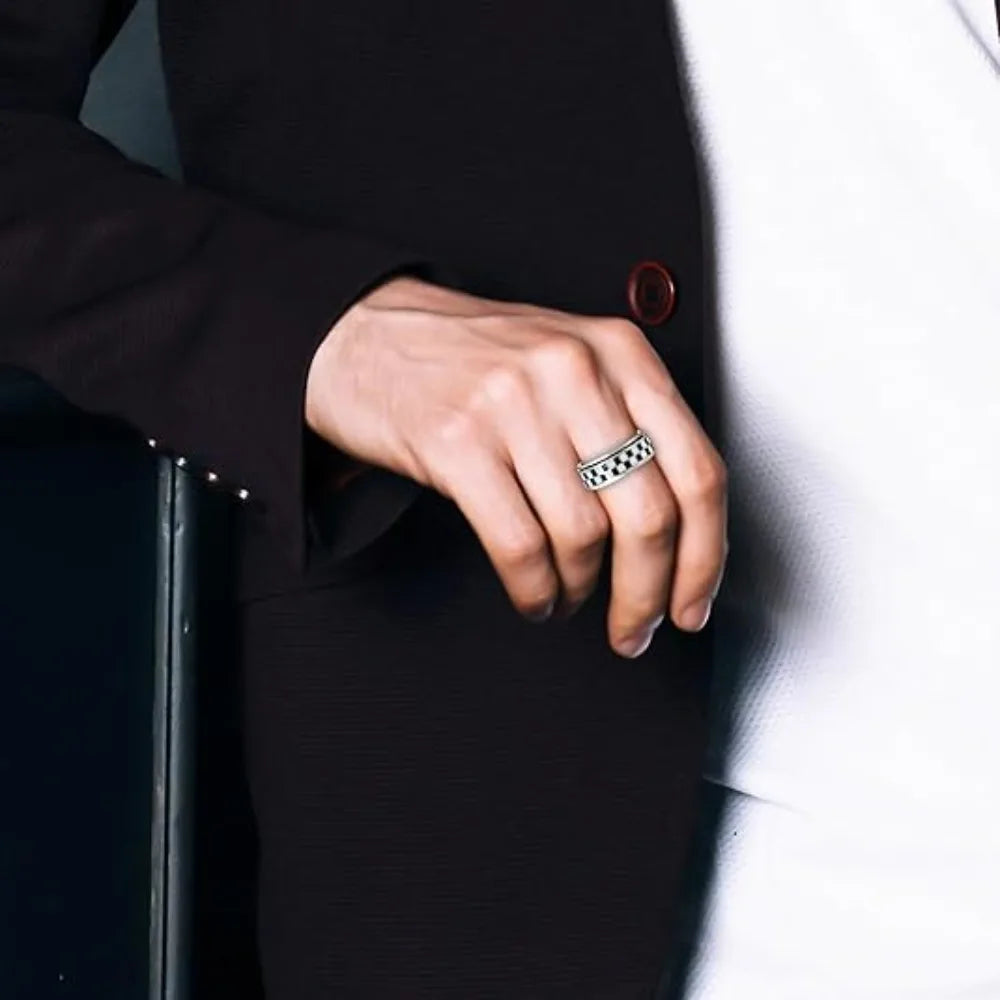 Stainless Steel Checkered Fidget Spinner Ring – Black & White Checkerboard | 18K Gold Plated Stress Relief Band (Unisex) ♟️💍✨