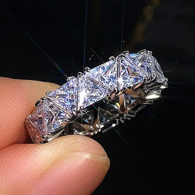 ✨ Luxurious 925 Sterling Silver Ring 💍 | Triangular AAA Zircon Crystal | Engagement, Wedding & Anniversary Jewelry Gift 🎁