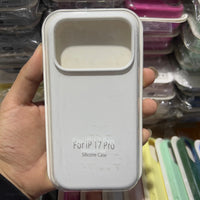 iPhone 17 Pro / White