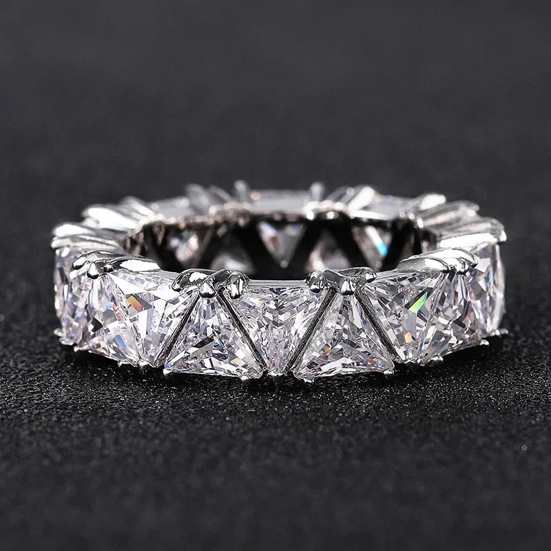 ✨ Luxurious 925 Sterling Silver Ring 💍 | Triangular AAA Zircon Crystal | Engagement, Wedding & Anniversary Jewelry Gift 🎁