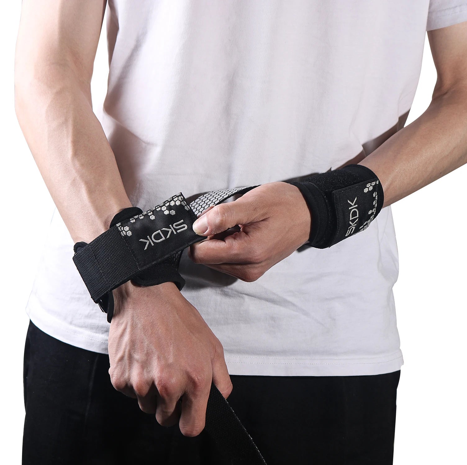 Weightlifting Wrist Straps – Powerlifting, Deadlift & Strength Training Wrist Support for Gym & Dumbbells💪🔥
