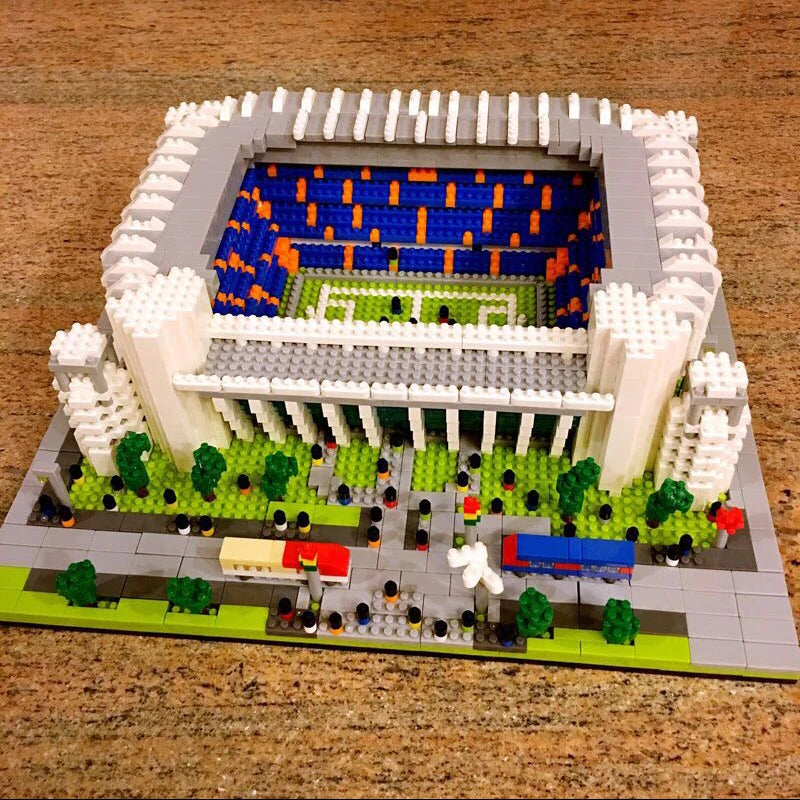 ⚽🏟️ Barcelona Soccer Stadium Micro Blocks – Mini Brick Football Field Architecture Building Set for Adults & Fans