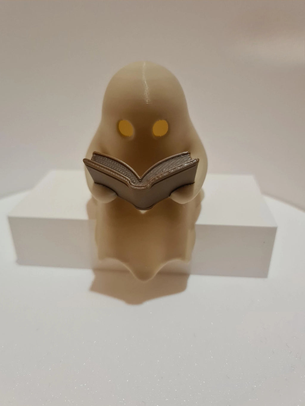Halloween Ghost Reading Ornament – Spooky Shelf Décor
