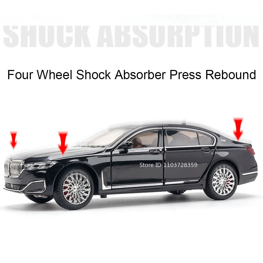 1:24 Miniature M4 or 760Li Model Toy Cars Alloy Diecast Sound Light Doors Opened Pull Back Shock Absorption Toy Vehicles Kids Gifts