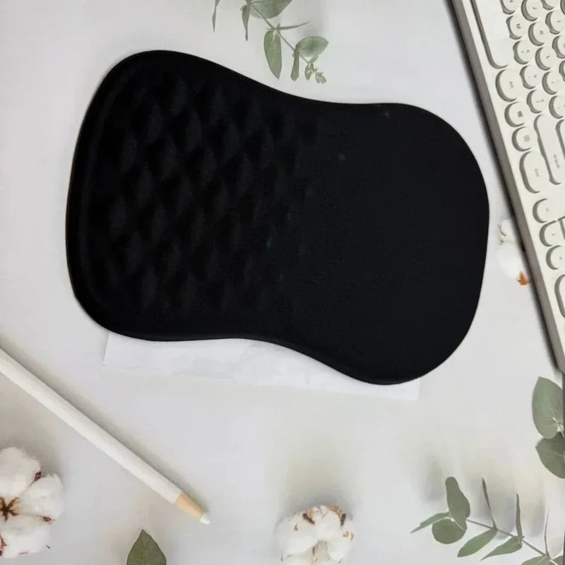 🖱️💖 Ergonomic Mouse Pad with Gel Wrist Support – Premium Lycra Fabric