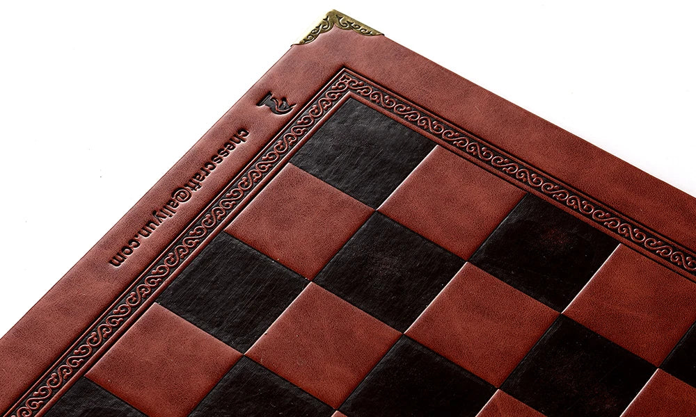 Luxury War‑Themed Metal & Resin Chess Set ♟️ | Hand‑Painted Knights on Leather Board | 32‑Piece Strategy Gift Set 🎁