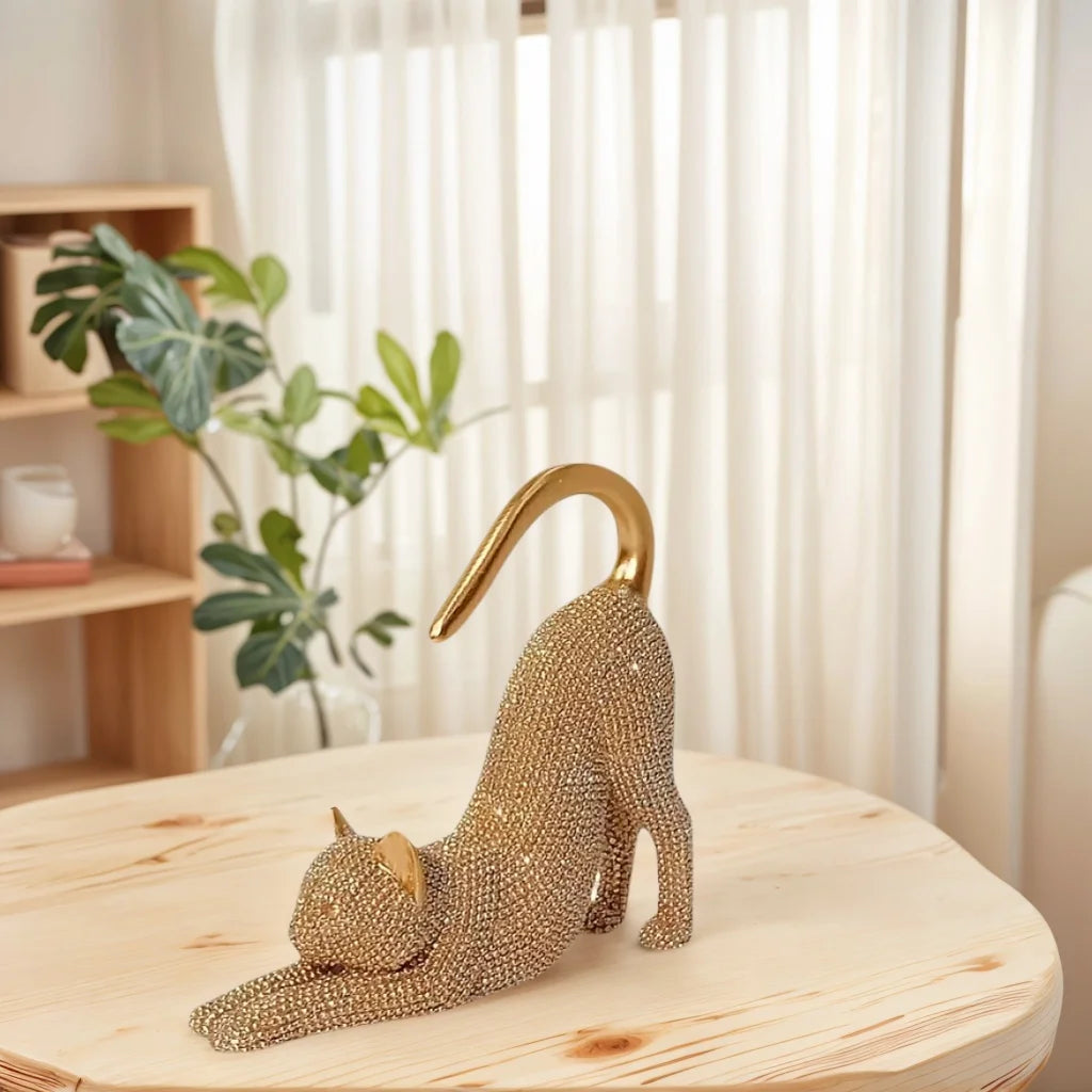 🐱✨ Lazy Cat Stretching Resin Figurine 💎 | Sparkling Crystal Desk Ornament 🏡 | Creative Cat Statue Home Decoration Gift for Cat Lovers 🎁