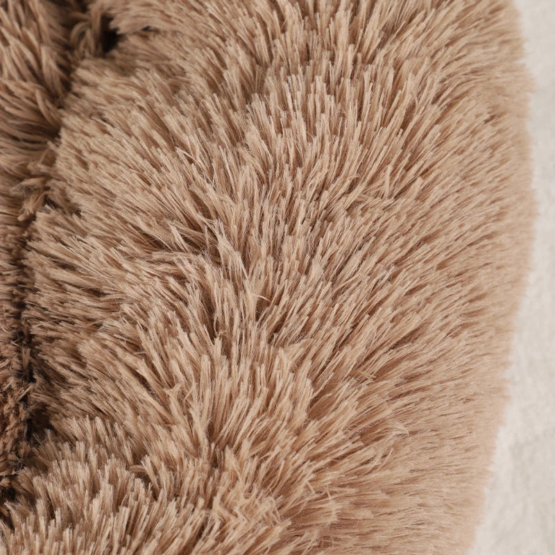 🛋️❄️ Fluffy Winter Dog Bed – Warm Pet Sofa Basket