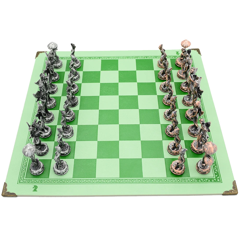 Luxury War‑Themed Metal & Resin Chess Set ♟️ | Hand‑Painted Knights on Leather Board | 32‑Piece Strategy Gift Set 🎁