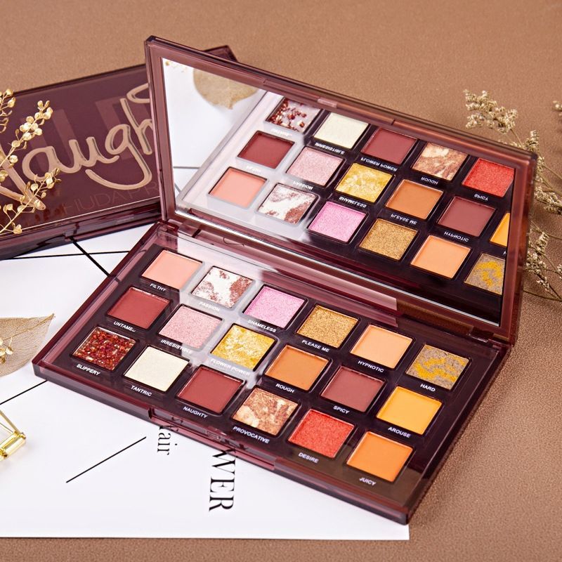 18 Color Matte & Pearlescent Eyeshadow Palette – Lazy Makeup All-in-One Eye Kit ✨