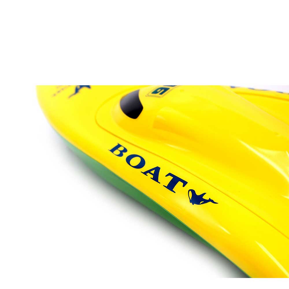 23 in Balaenoptera Musculus Racing Boat | Green Yellow G8Central