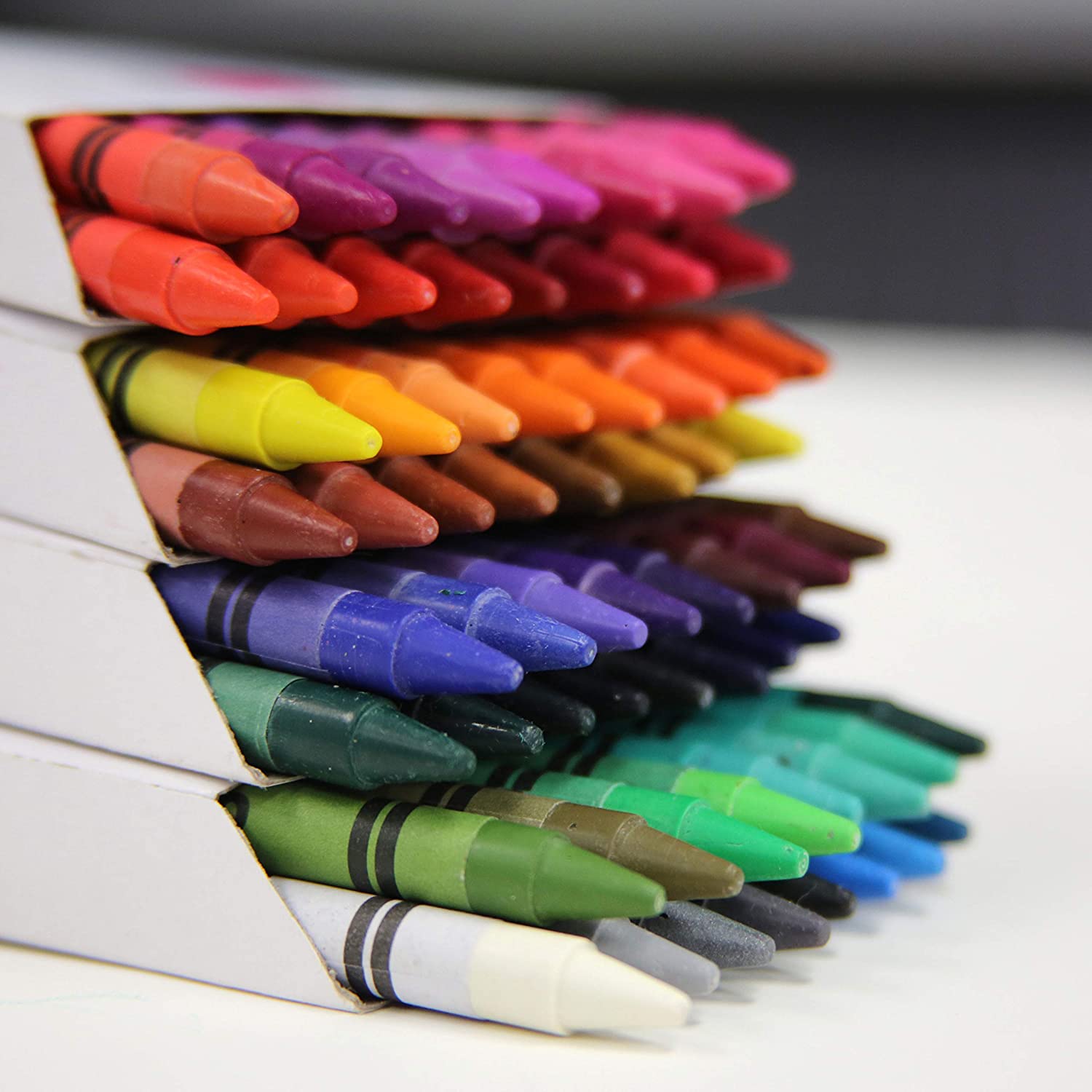 Premium Crayons Coloring Set w/sharpener, 64 color